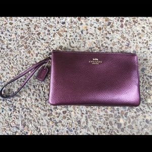 COACH double zip wristlet wallet